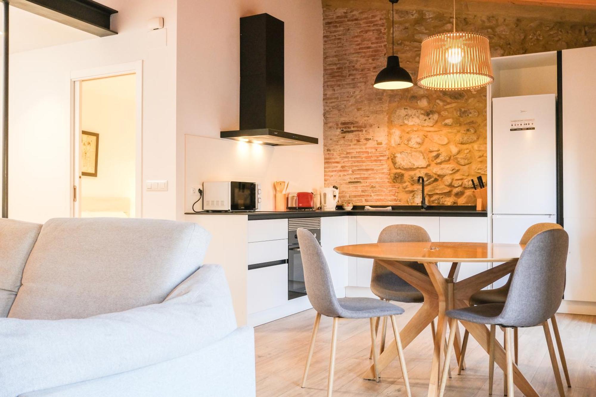 Ganganell Atic Apartamento Con Terraza En Besalu Besalú Exterior foto