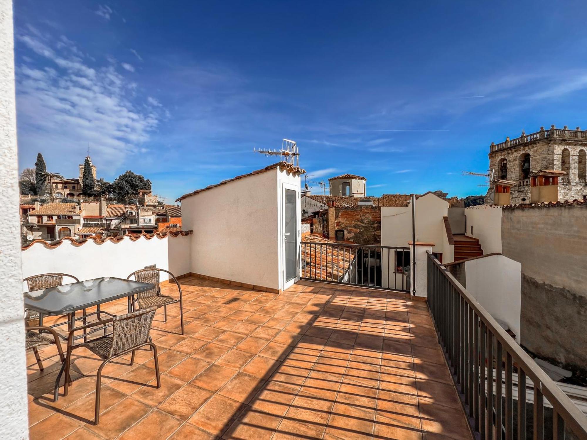 Ganganell Atic Apartamento Con Terraza En Besalu Besalú Exterior foto